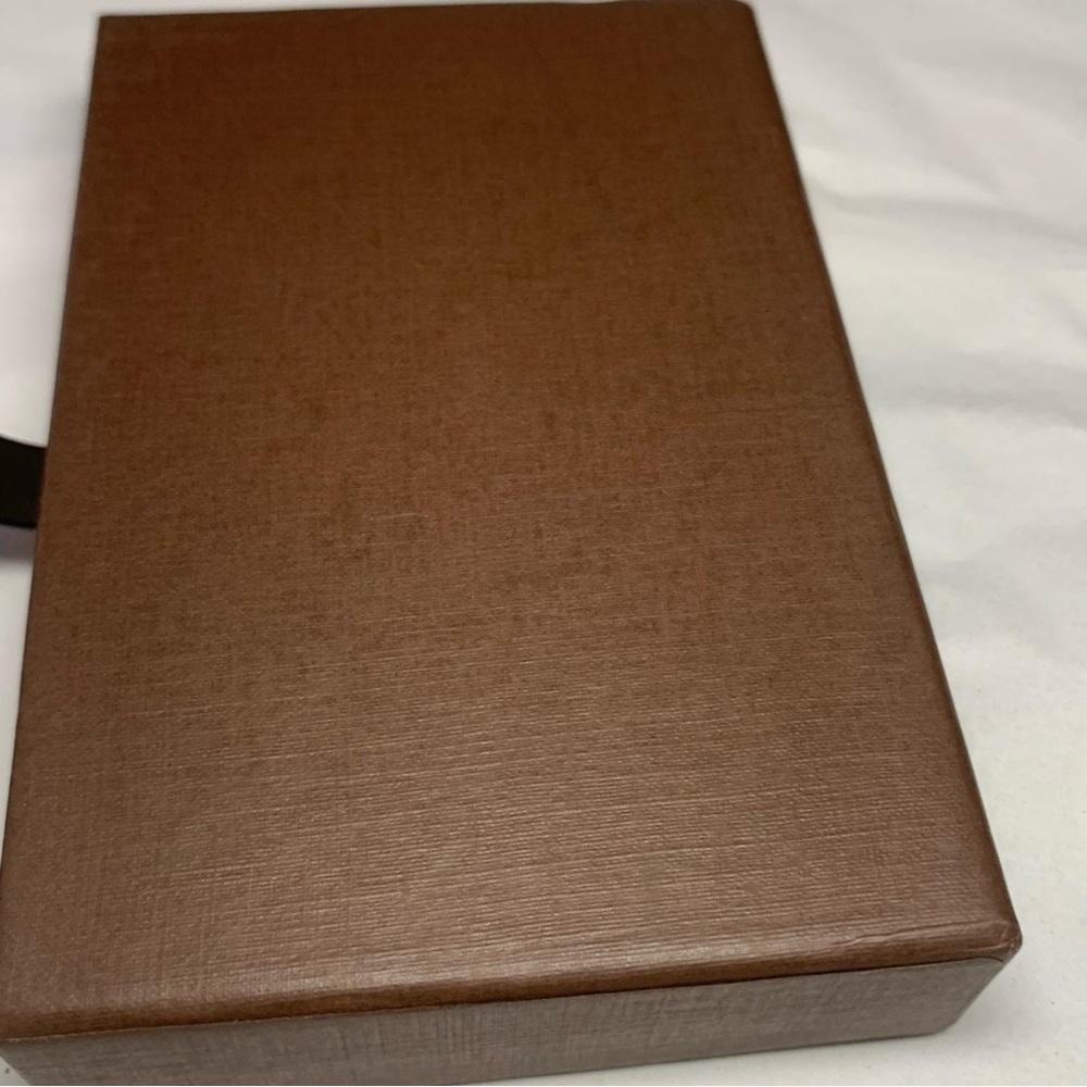 With Certificate of Authenticity Louis Vuitton Brown Monogram Key Holder - Picture 14 of 15